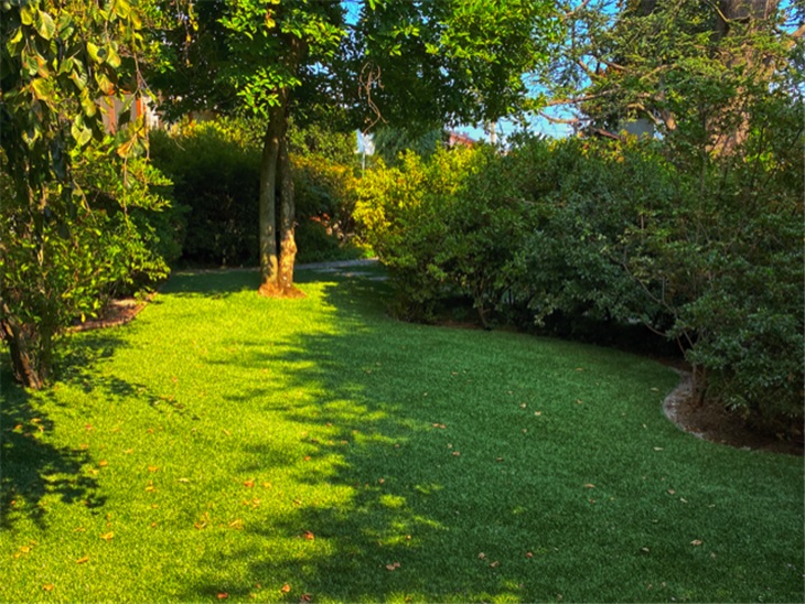 Erba sintetica Verona - tappeto erboso perfetto non solo per il tuo giardino